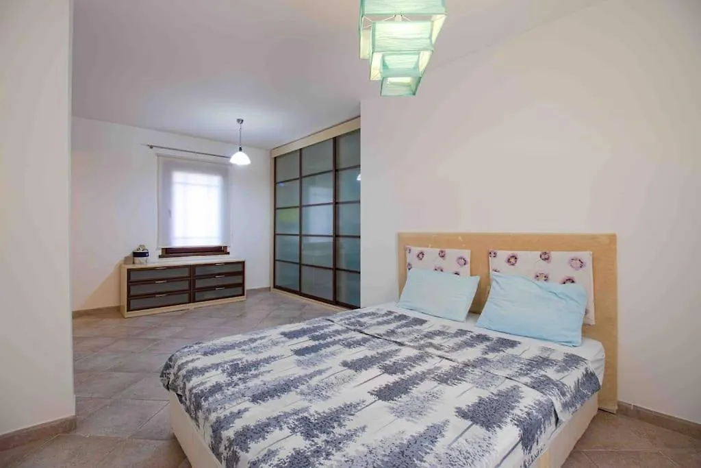 Villa Seba; Yalikavakta Oezel Havuzlu 4+1 Villa Bodrum