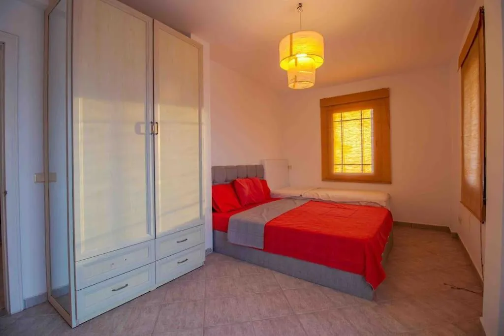 Villa Seba; Yalikavakta Oezel Havuzlu 4+1 Villa Bodrum