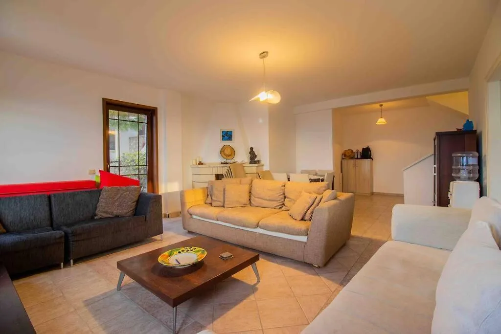 Villa Seba; Yalikavakta Oezel Havuzlu 4+1 Villa Bodrum